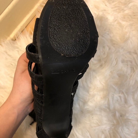 Black Silettos Lace Up Heels - Picture 4 of 5